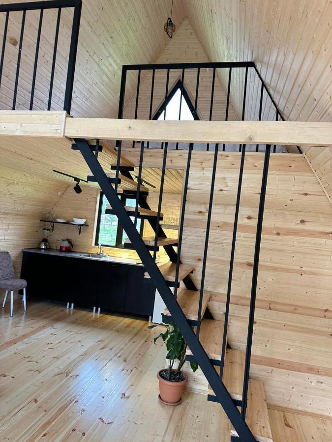 Thomas' Hut Apartment Kazbegi Luaran gambar